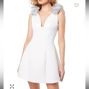 Elliatt happiness white midi dress
